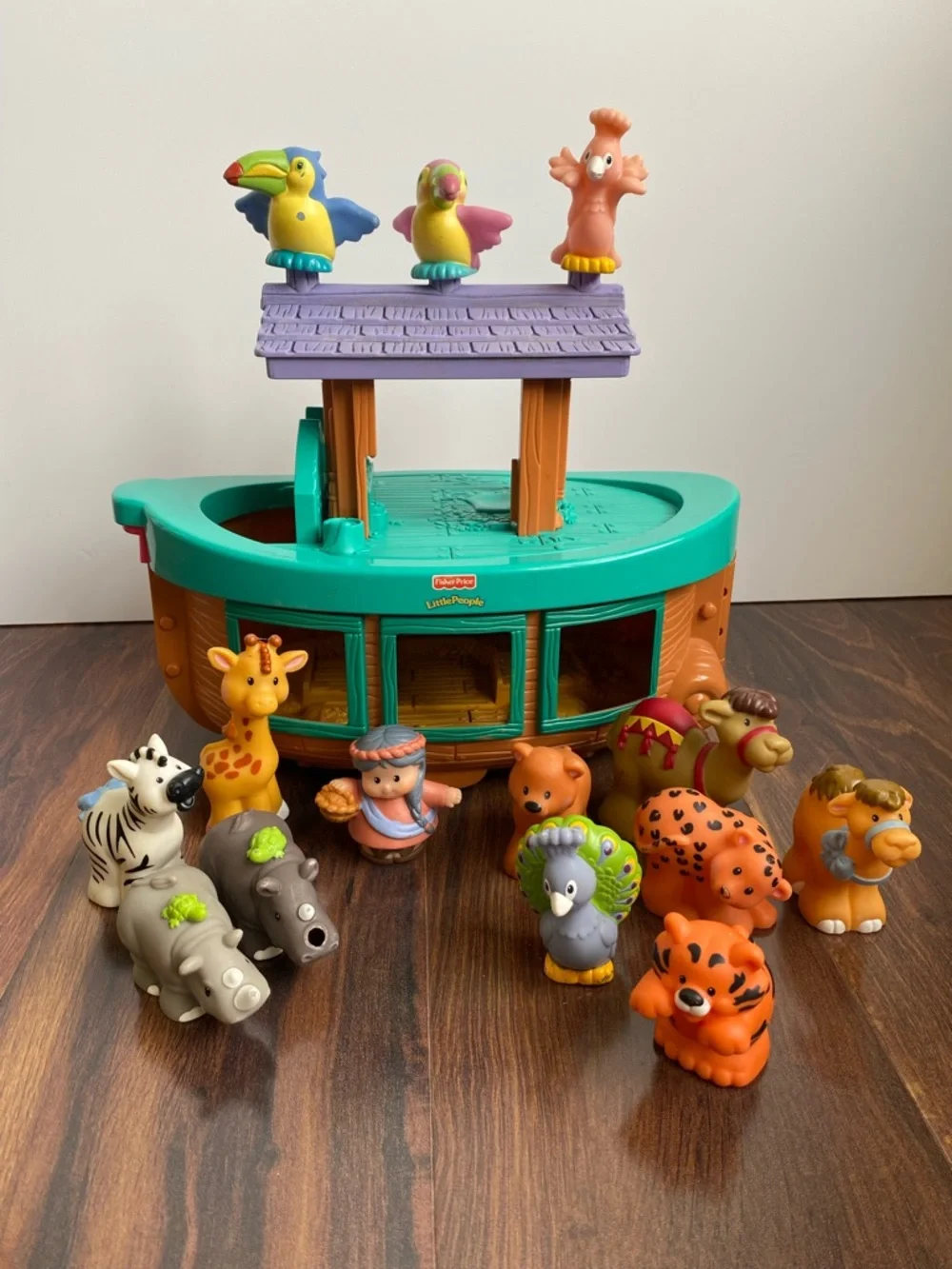 Fisher Price Little People Noah’s Ark 2002 with 14 Miscellaneous Figures